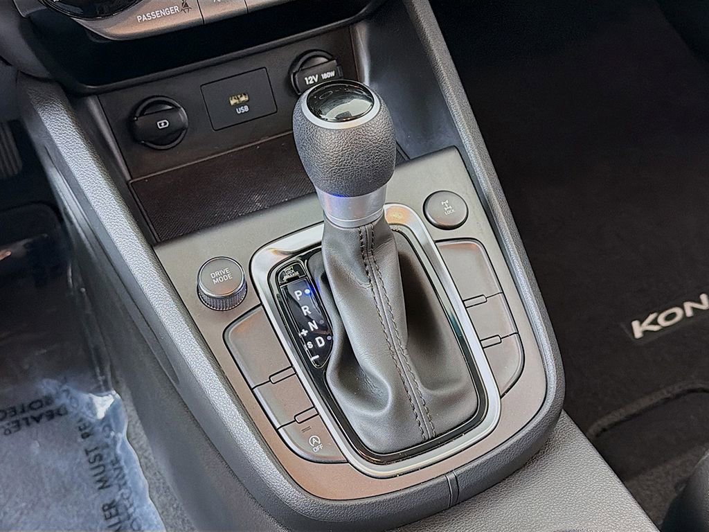 Used 2022 Hyundai Kona SEL image 33