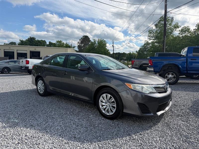 Used 2014 Toyota Camry FWD image 8