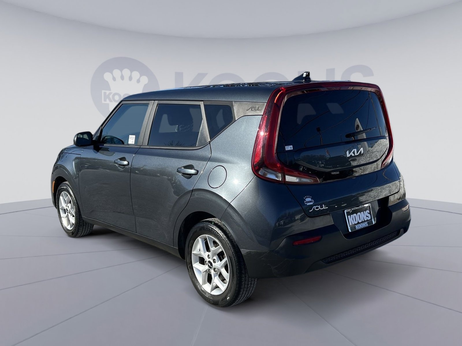Used 2022 Kia Soul LX w/ Technology Package image 4