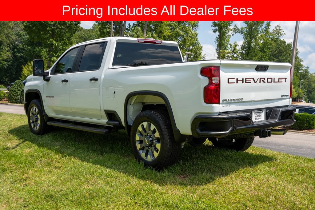 Used 2026 Chevrolet Silverado 2500 Custom w/ Custom Value Package AWD/4WD image 3
