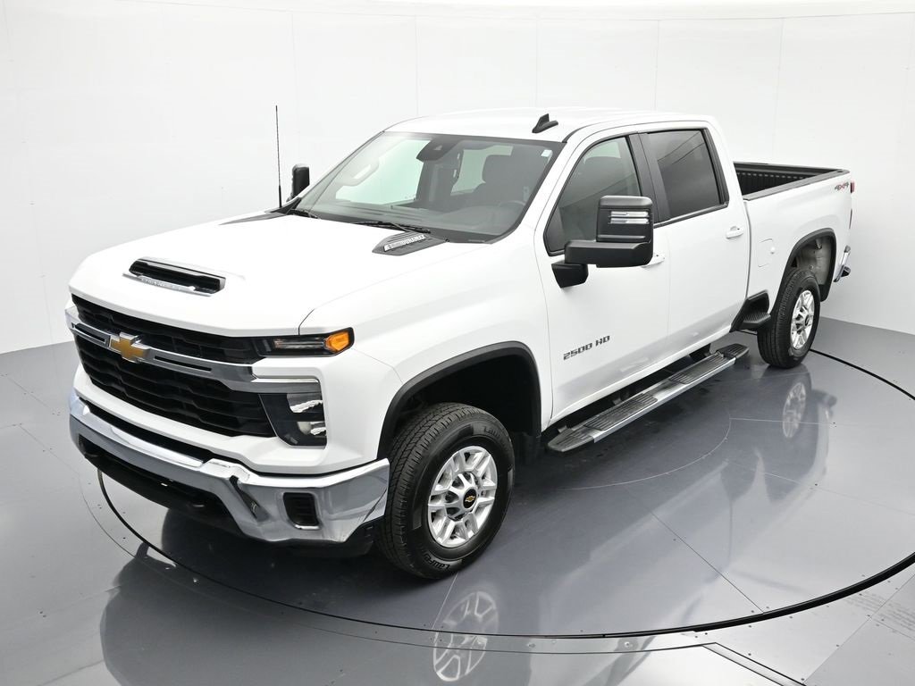 Used 2024 Chevrolet Silverado 2500 LT image 29