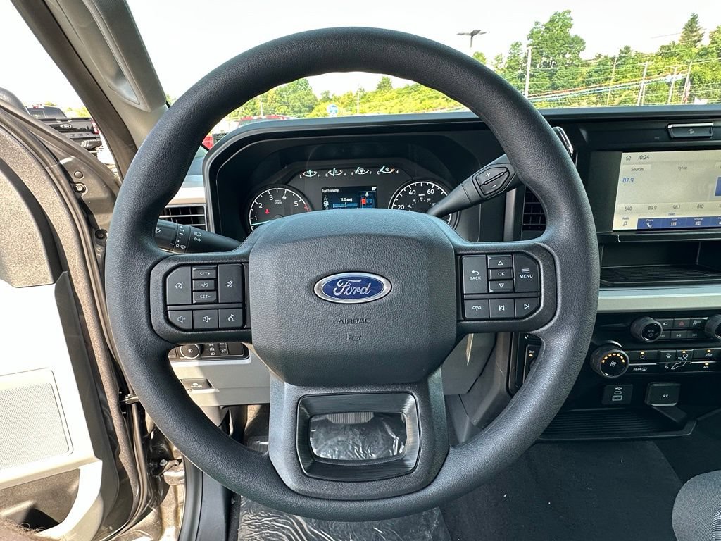 New 2026 Ford F250 XL w/ STX Appearance Package AWD/4WD image 8