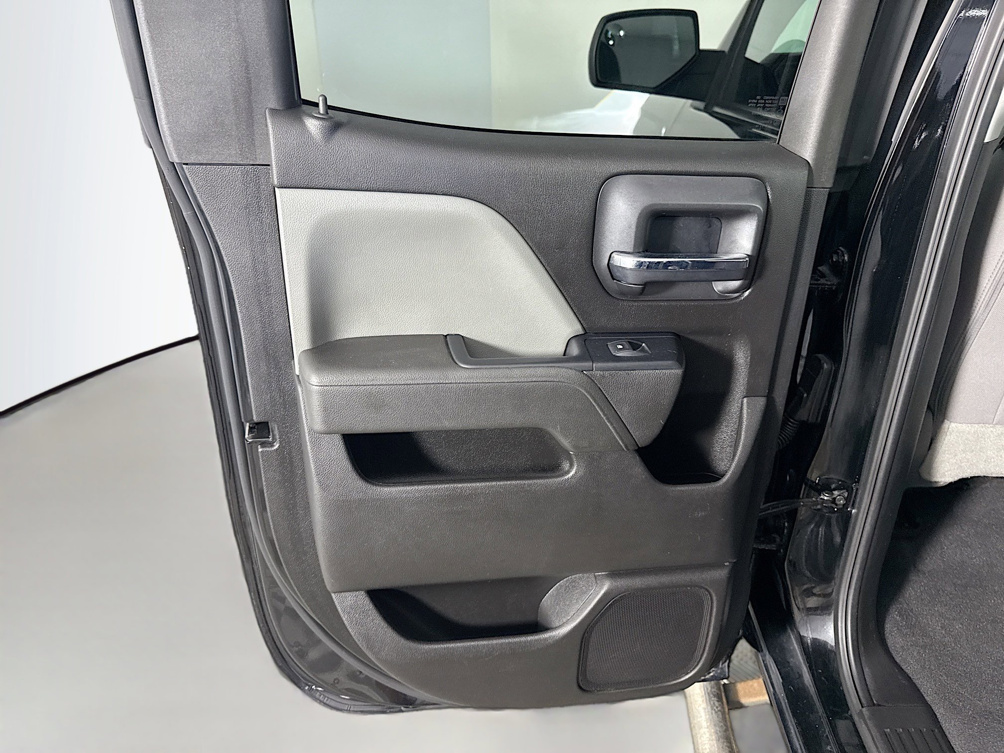 Used 2019 Chevrolet Silverado 1500 Custom w/ Custom Convenience Package image 24