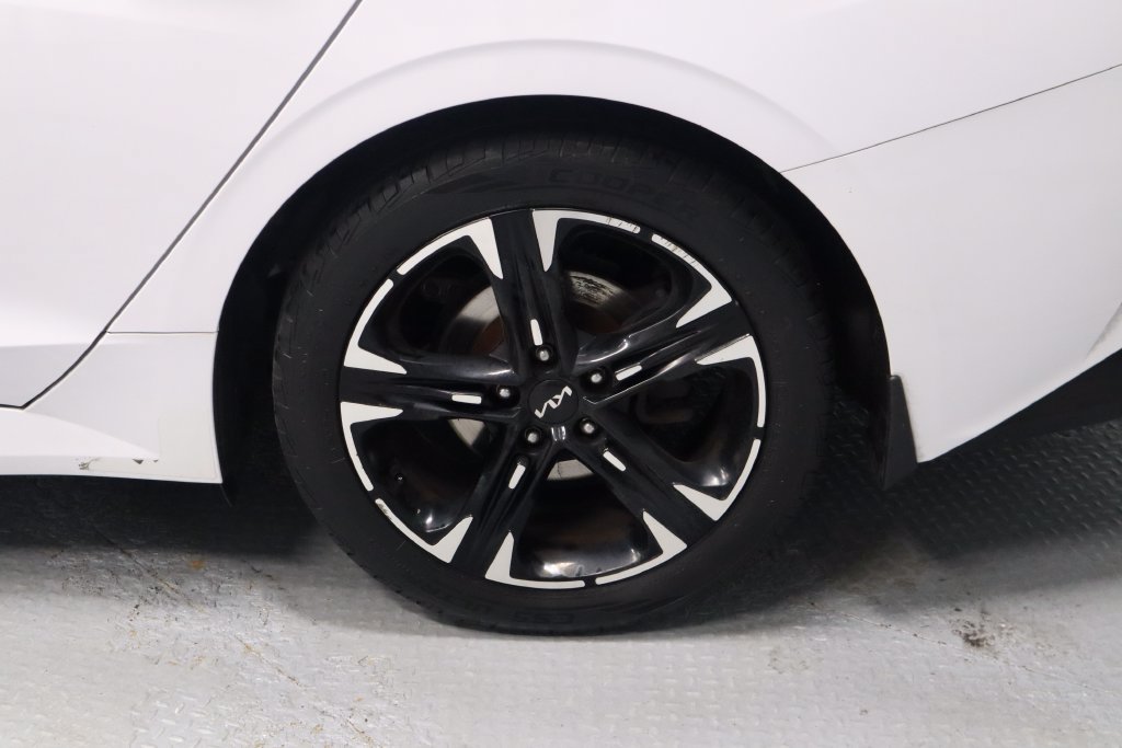 Used 2022 Kia K5 GT-Line AWD/4WD image 19