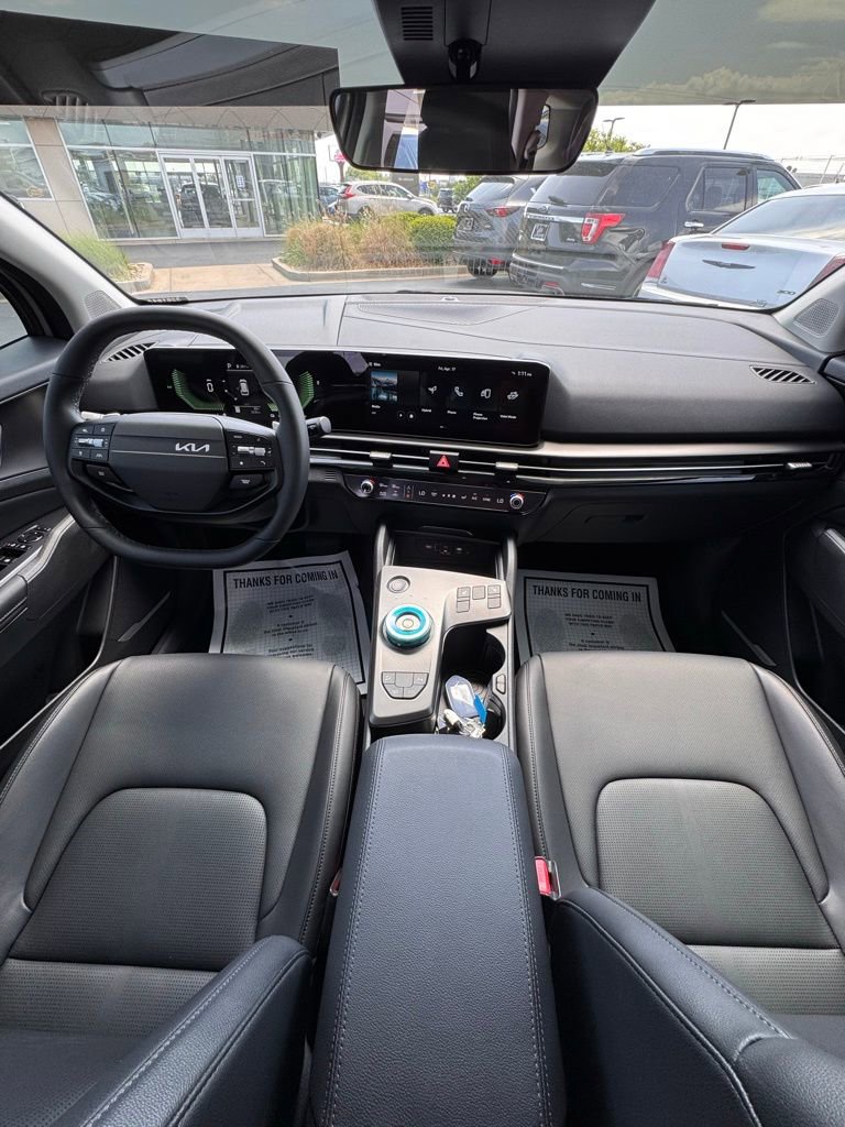 Used 2026 Kia Sportage EX w/ EX Panoramic Sunroof Package image 18