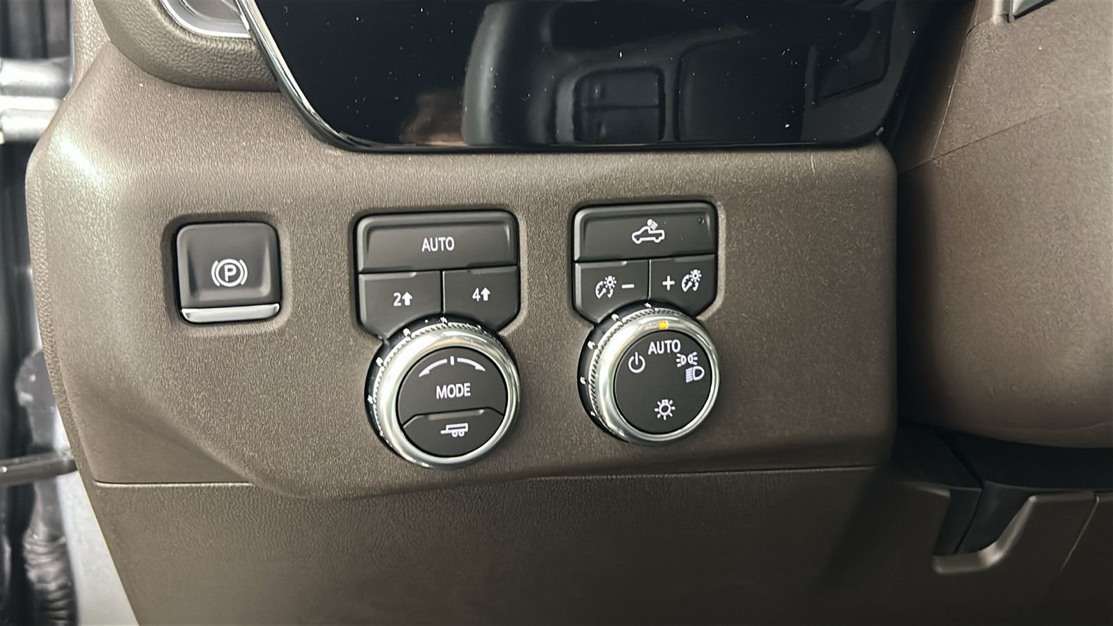 New 2026 GMC Sierra 1500 SLE AWD/4WD image 22