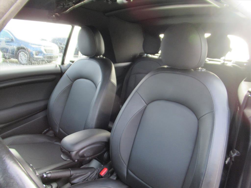 Used 2016 MINI Cooper Convertible image 14