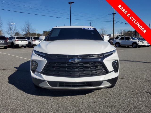 Used 2023 Chevrolet Blazer LT w/ LPO, Black Grille Bar Package image 2