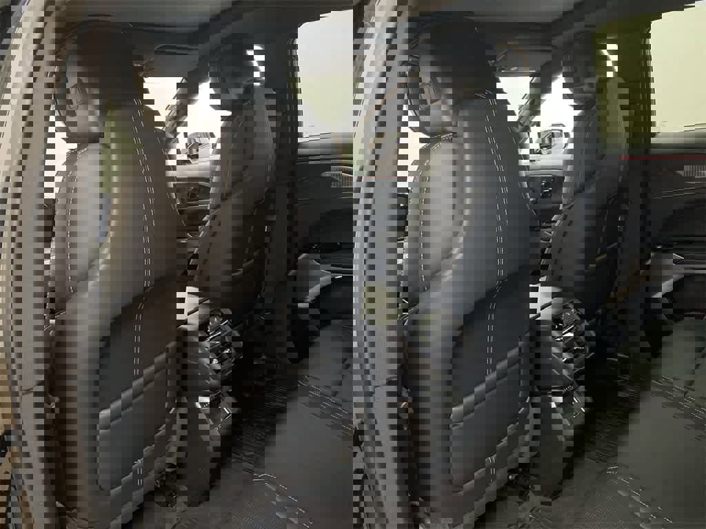 Certified 2024 Cadillac Lyriq Luxury image 16