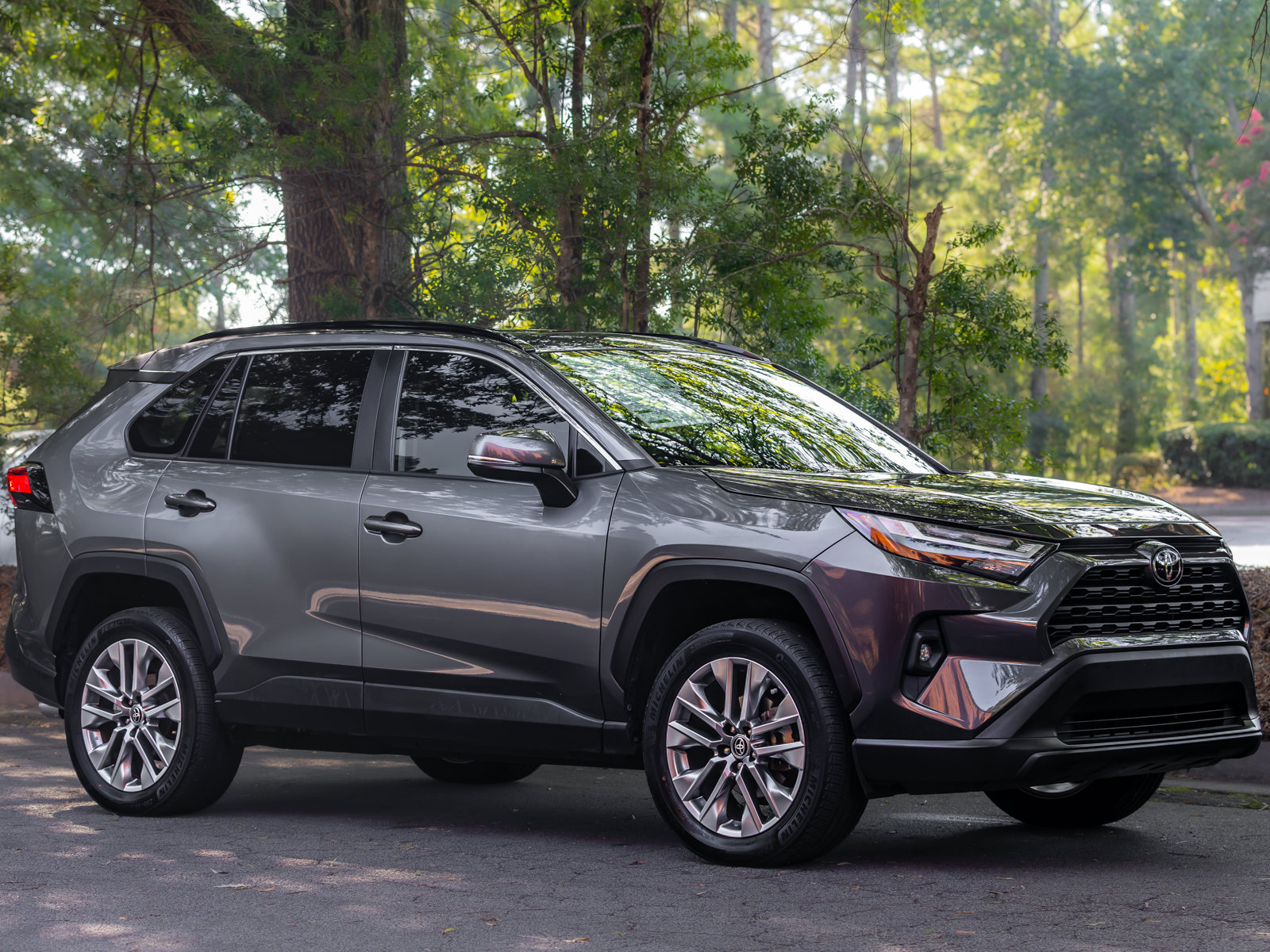 Used 2023 Toyota RAV4 XLE Premium FWD image 49