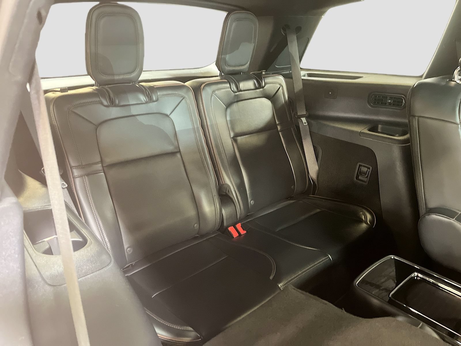 Used 2025 Lincoln Aviator Black Label w/ Black Label Special Edition AWD/4WD image 30
