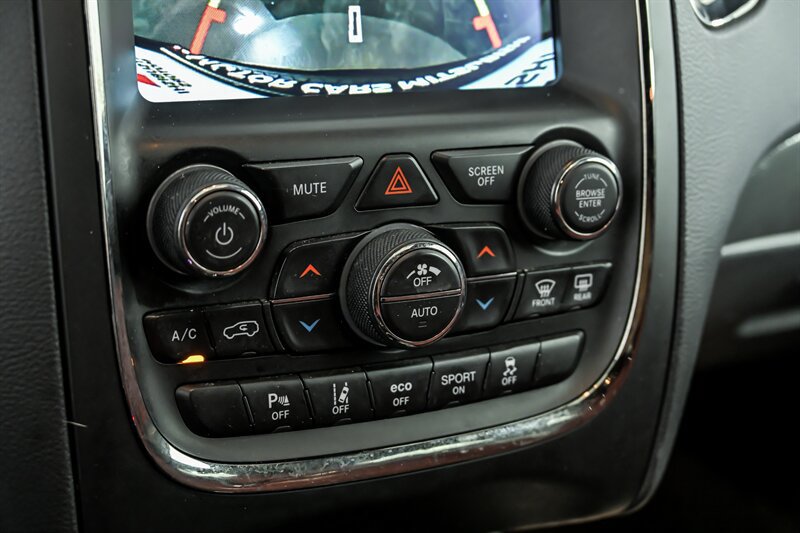 Used 2020 Dodge Durango R/T w/ Technology Group AWD/4WD image 27