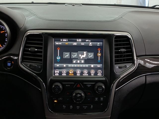 Used 2018 Jeep Grand Cherokee Overland image 30