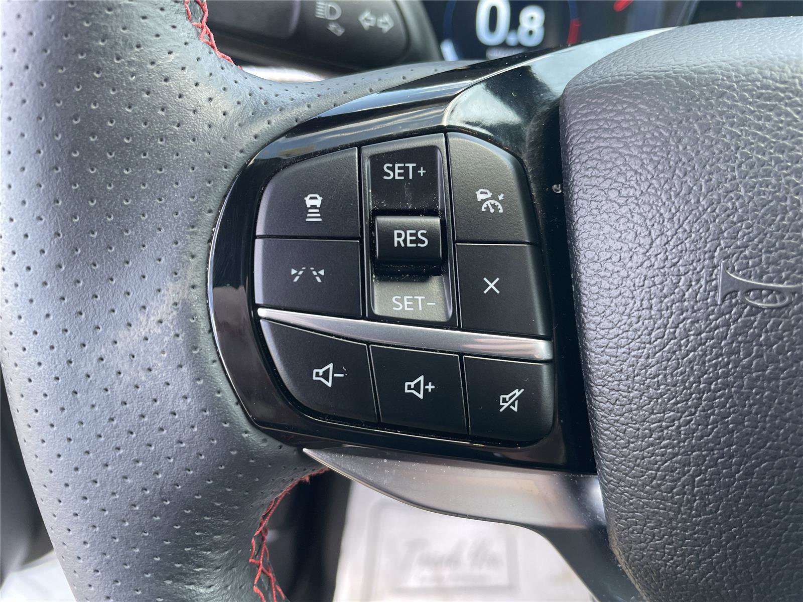 Used 2025 Ford Explorer ST-Line w/ Premium Package AWD/4WD image 15