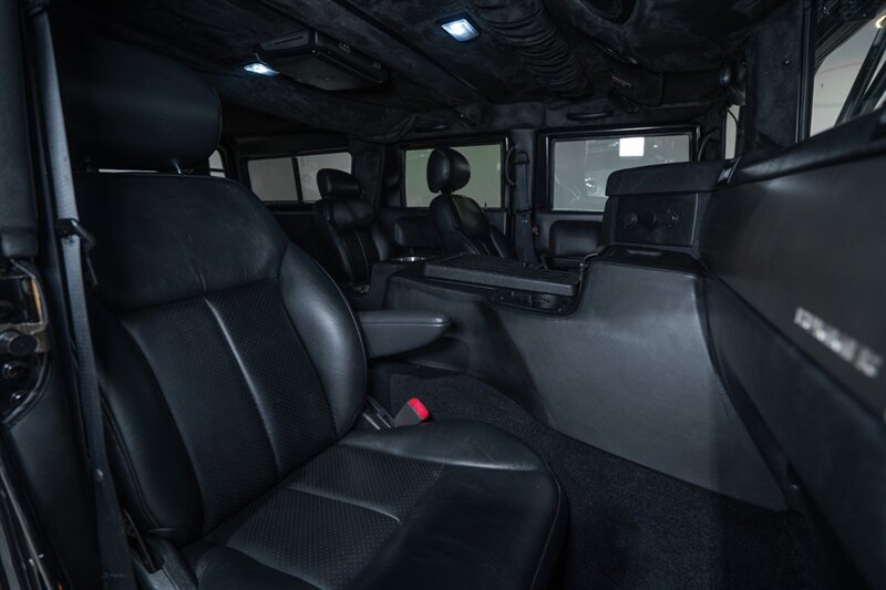 Used 2006 HUMMER H1 4-Door Wagon AWD/4WD image 38