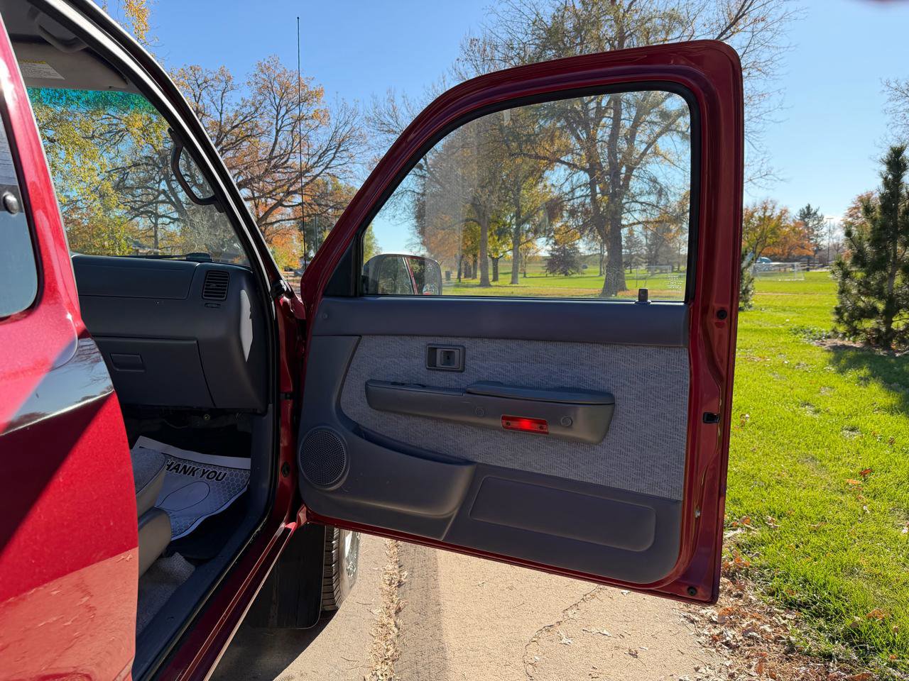 Used 1999 Toyota Tacoma 4x4 Xtracab V6 image 15