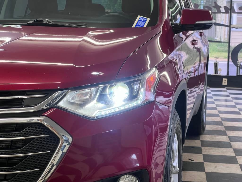 Used 2020 Chevrolet Traverse LT w/ Driver Confidence II Package image 49