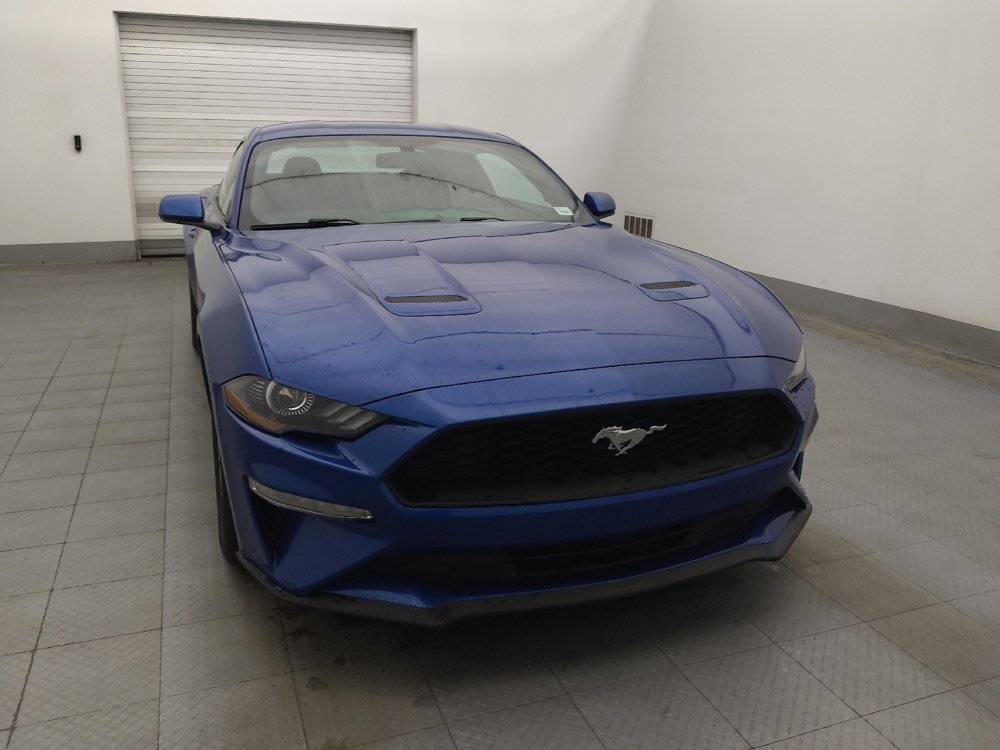 Used 2018 Ford Mustang Coupe RWD image 14