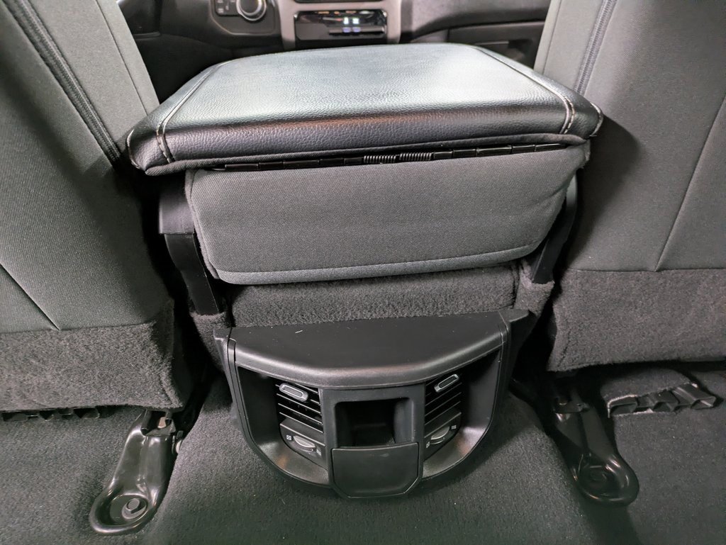 Used 2024 RAM 2500 Tradesman w/ Chrome Appearance Group image 23