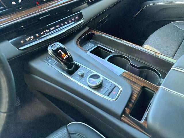 Certified 2023 Cadillac Escalade Premium Luxury w/ LPO, Radiant Package AWD/4WD image 36