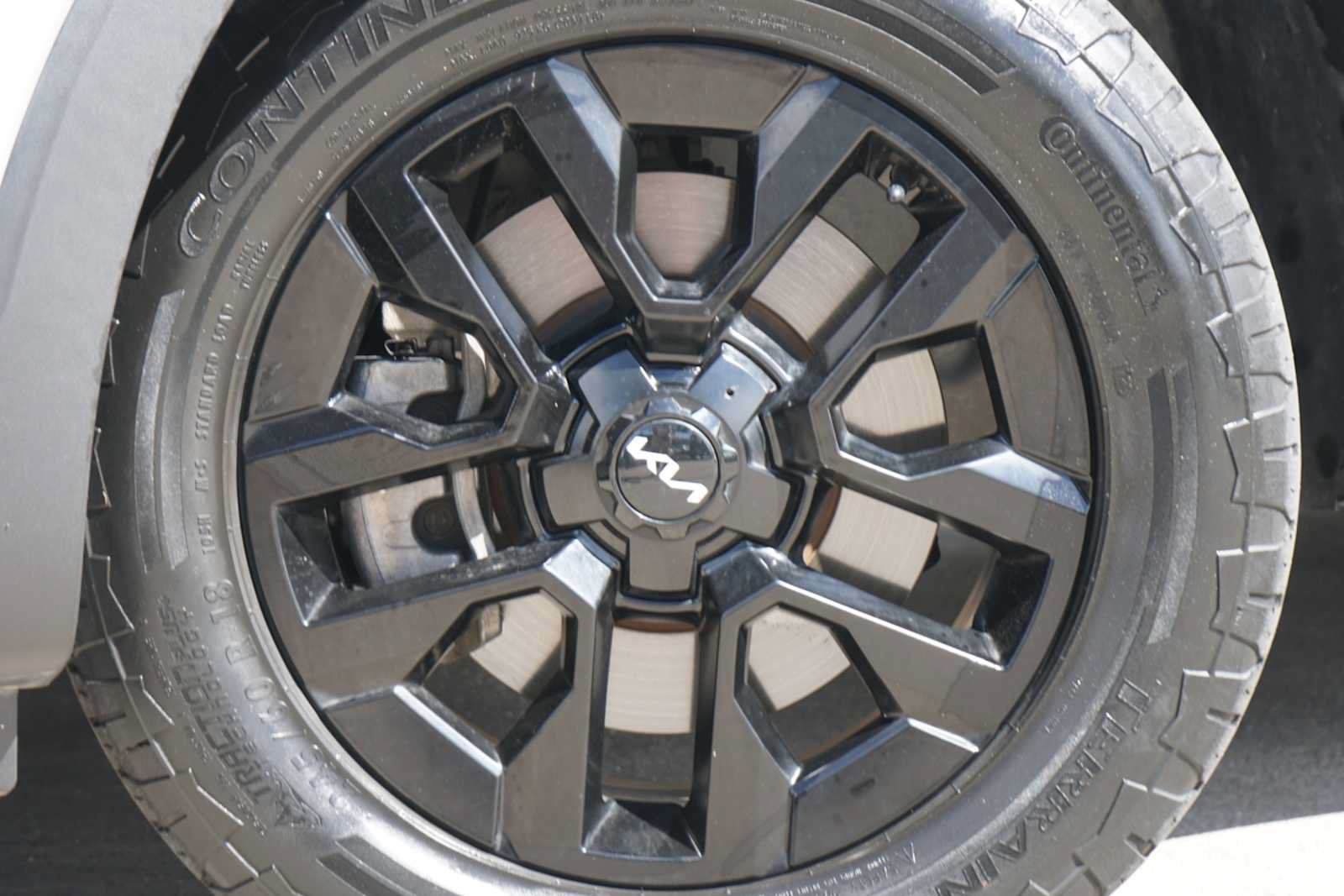 Certified 2023 Kia Telluride SX Prestige X-Pro AWD/4WD image 2