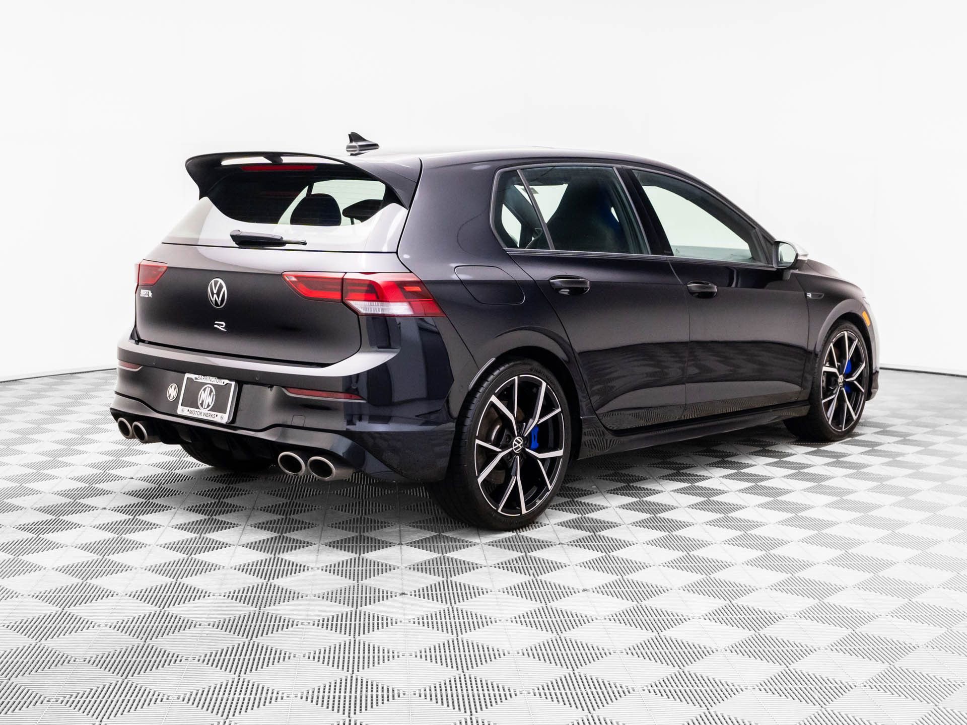 Used 2022 Volkswagen Golf R AWD/4WD image 5