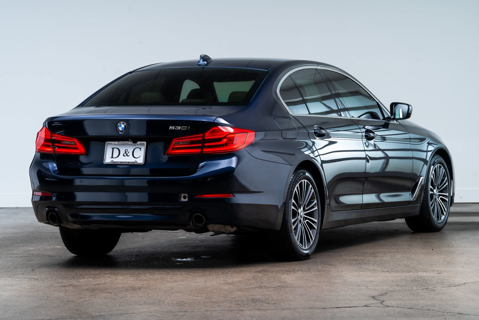 Used 2019 BMW 530i RWD image 7