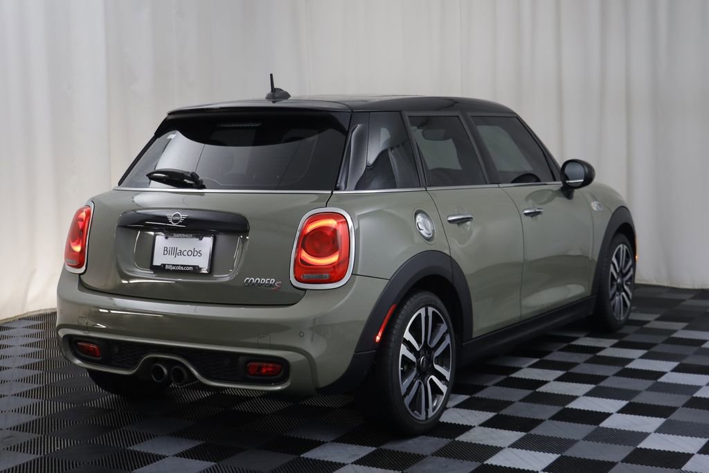 Used 2019 MINI Cooper S w/ Signature Upholstery Package image 18