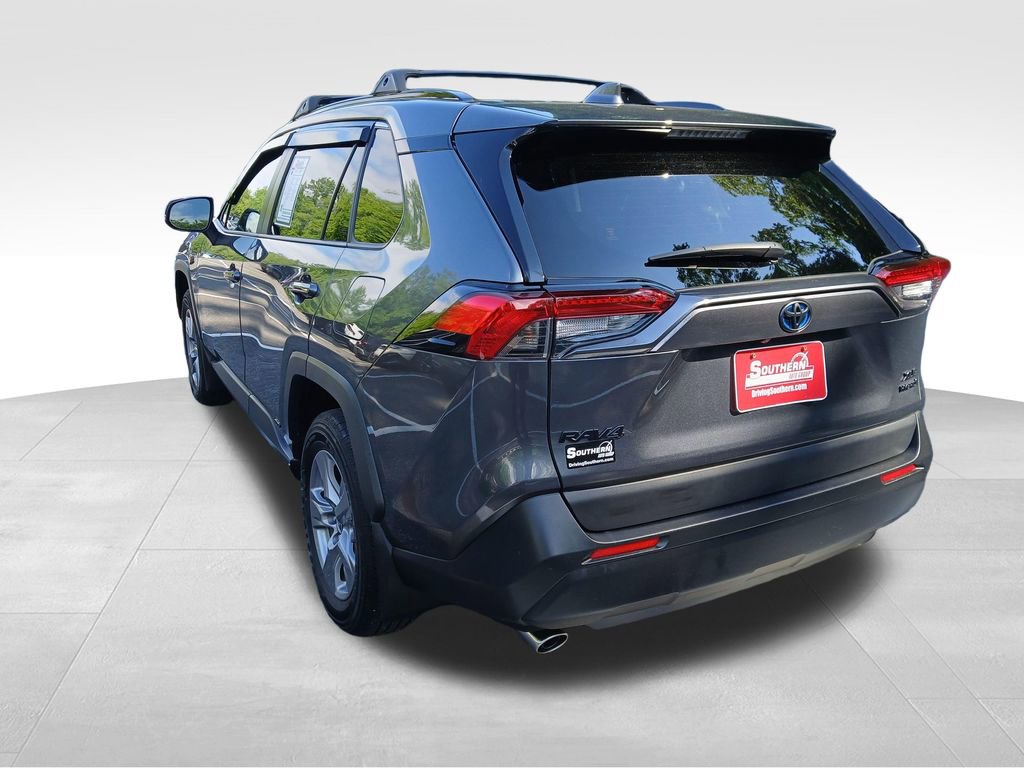 Used 2024 Toyota RAV4 XLE w/ Convenience Package AWD/4WD image 8