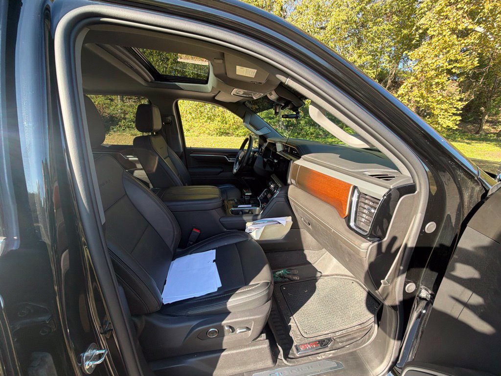 Used 2026 GMC Sierra 1500 Denali AWD/4WD image 26