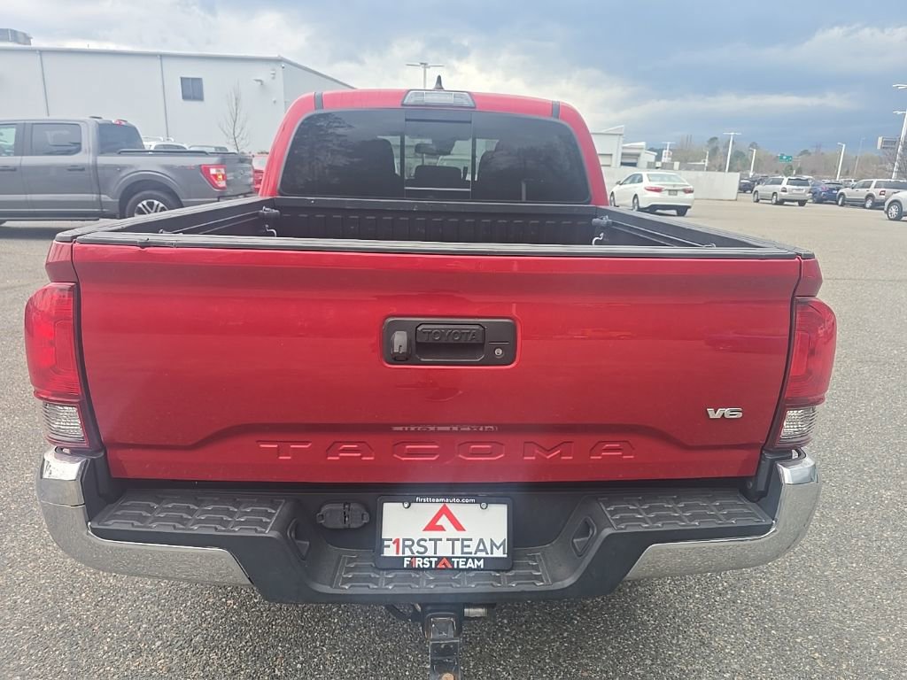 Used 2018 Toyota Tacoma SR5 image 6