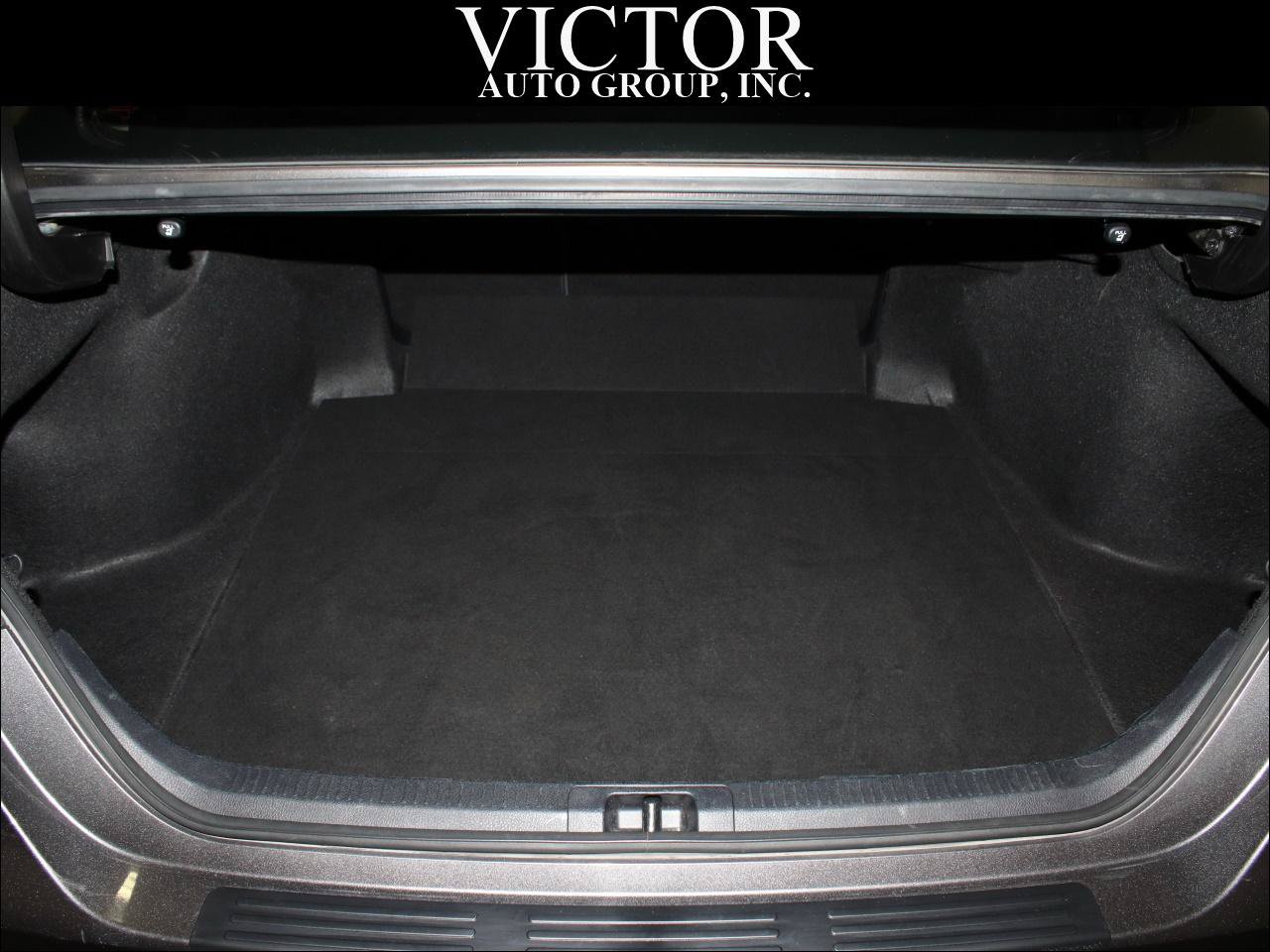 Used 2021 Toyota Camry SE FWD image 29