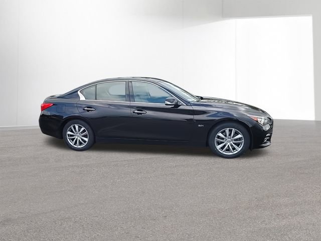 Used 2016 INFINITI Q50 Premium AWD/4WD image 9