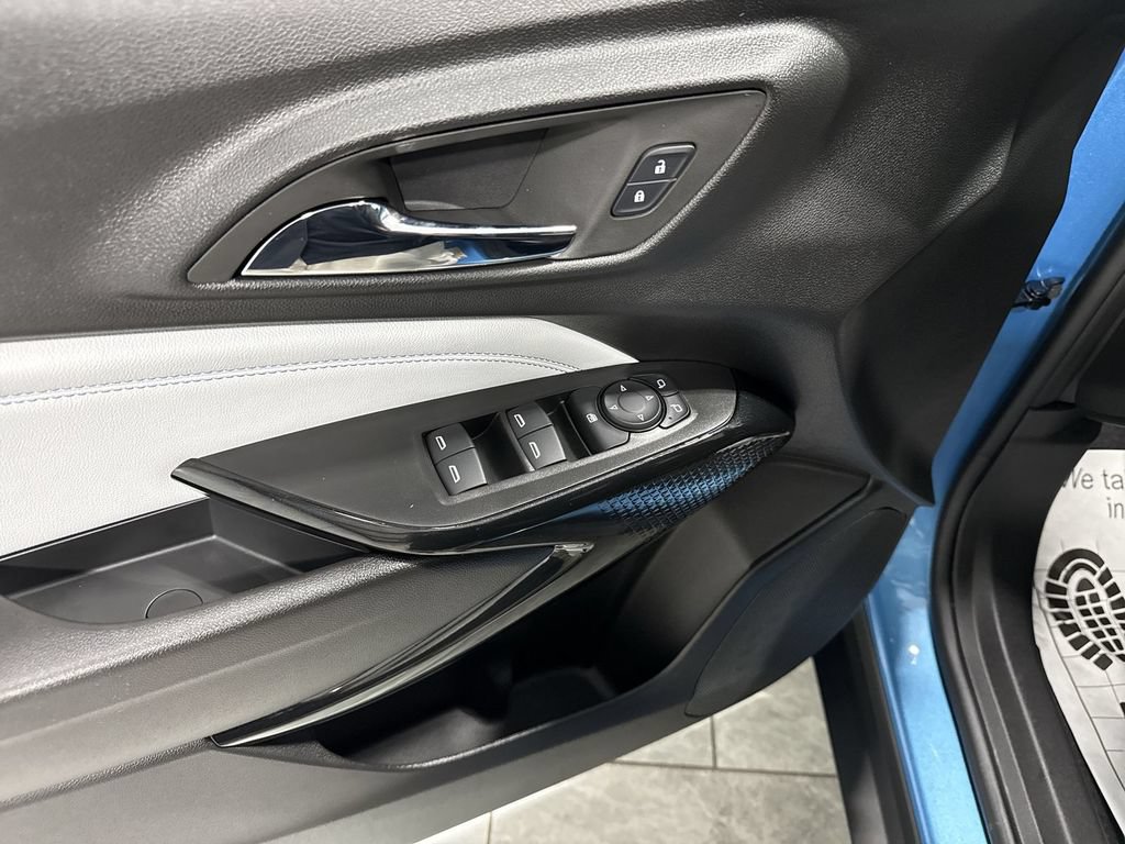 New 2026 Chevrolet Trax LT w/ Midnight Edition FWD image 24