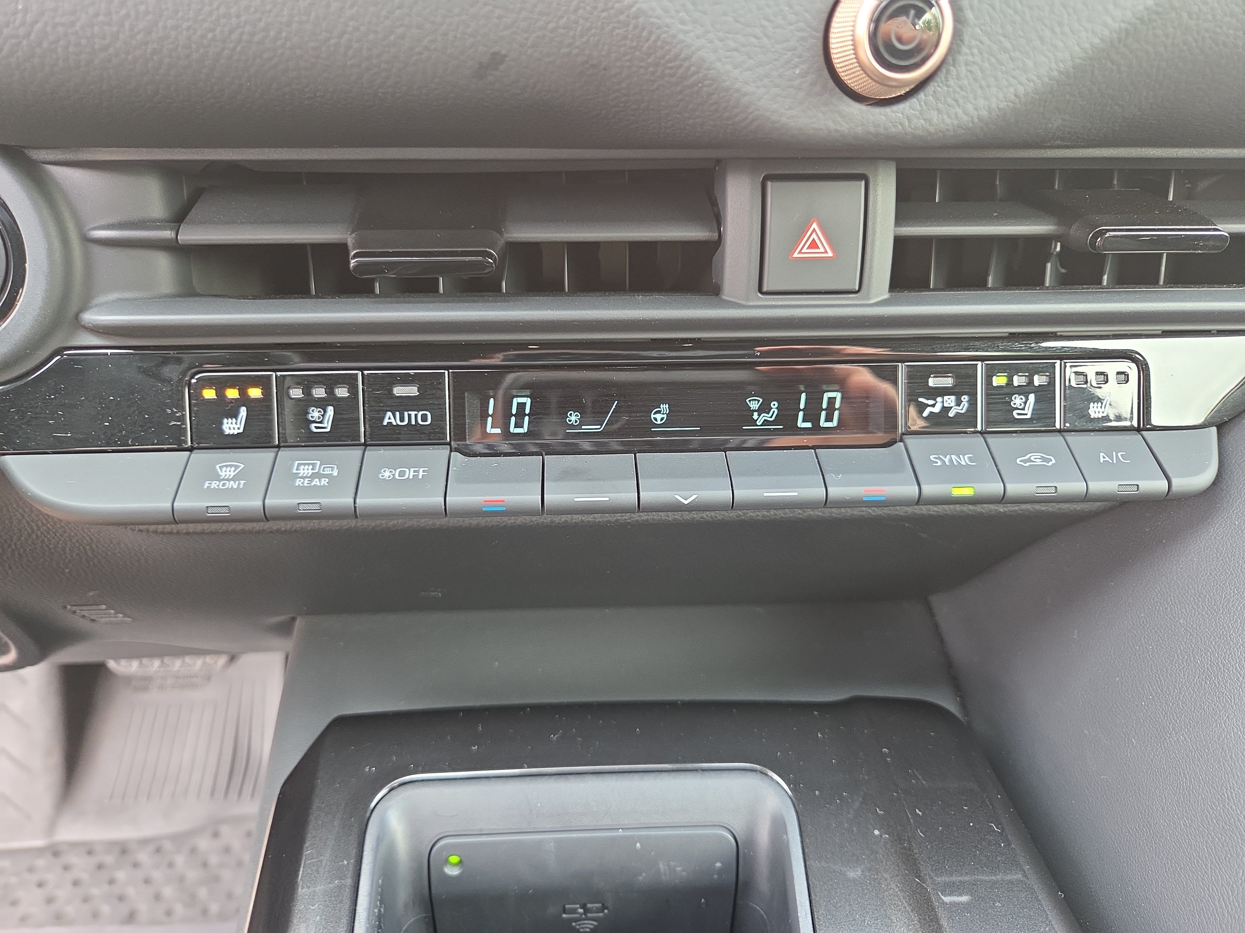 Certified 2026 Toyota Crown AWD/4WD image 24