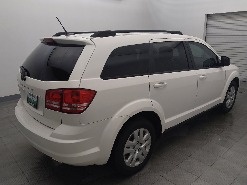 Used 2018 Dodge Journey SE FWD image 9