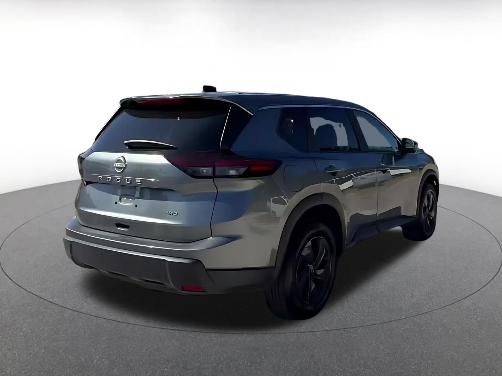 Used 2026 Nissan Rogue SV AWD/4WD image 13