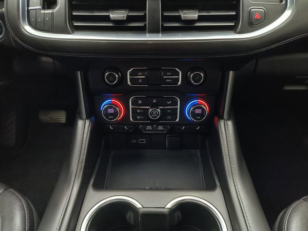 Used 2023 Chevrolet Tahoe Z71 w/ Luxury Package AWD/4WD image 29
