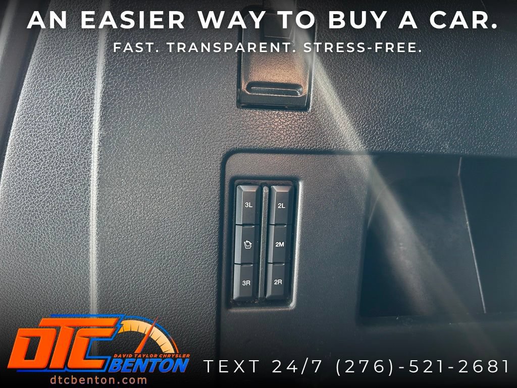 Used 2020 Ford Expedition XLT w/ Equipment Group 202A AWD/4WD image 31