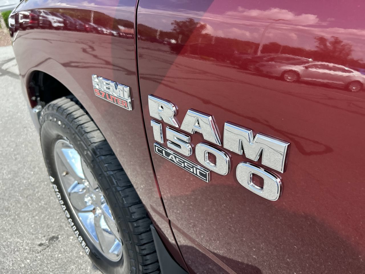 Used 2019 RAM 1500 Tradesman w/ Tradesman SXT Package AWD/4WD image 12