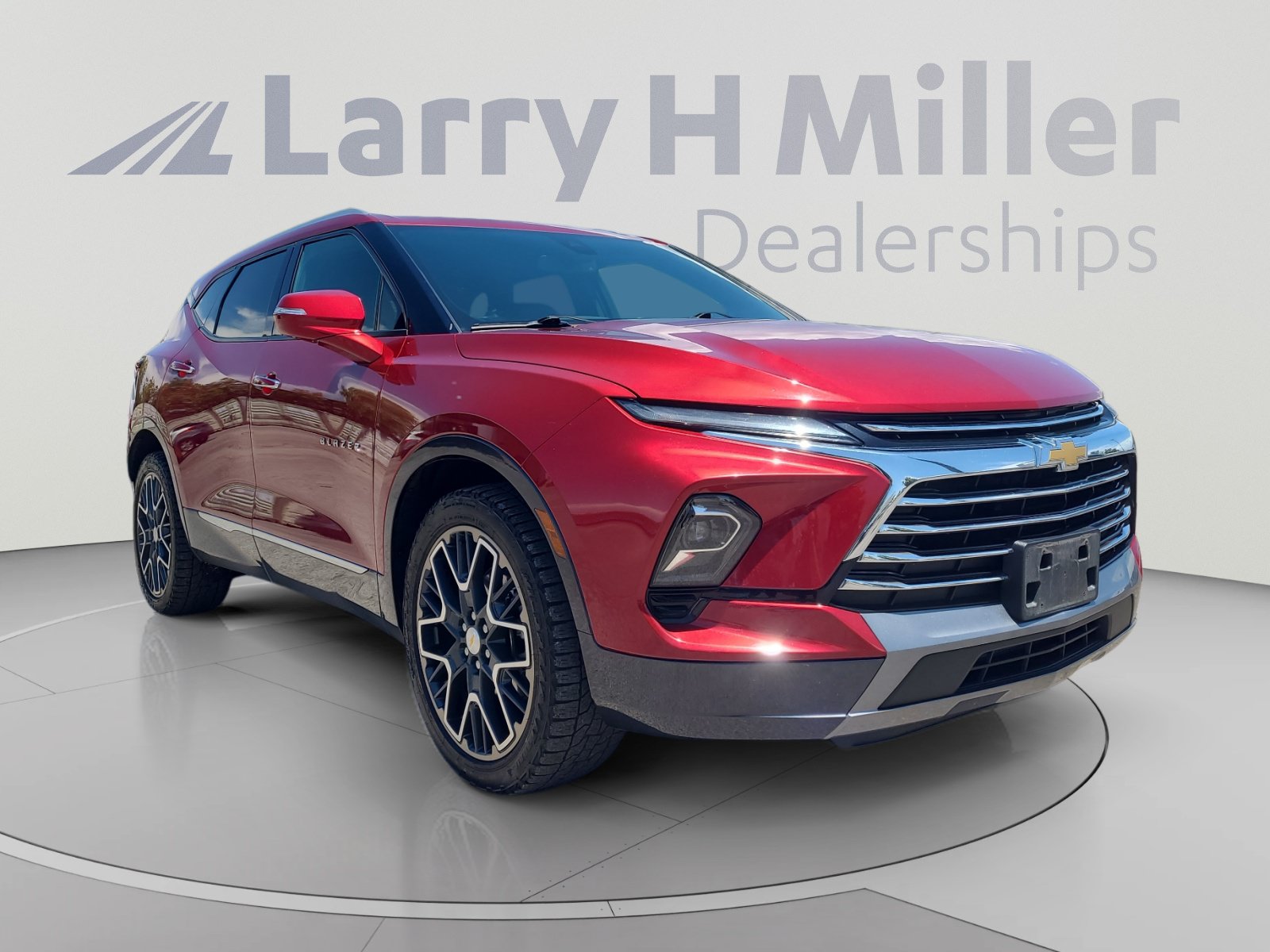 Used 2023 Chevrolet Blazer Premier w/ Enhanced Convenience Package AWD/4WD image 7