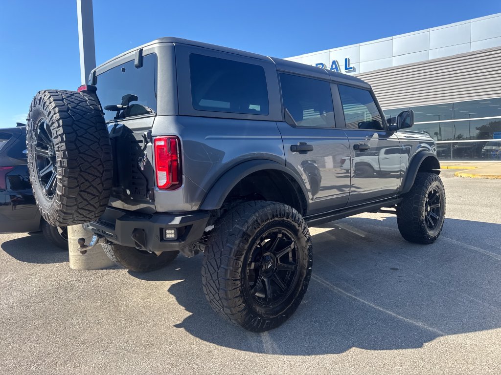 Used 2024 Ford Bronco Black Diamond AWD/4WD image 16