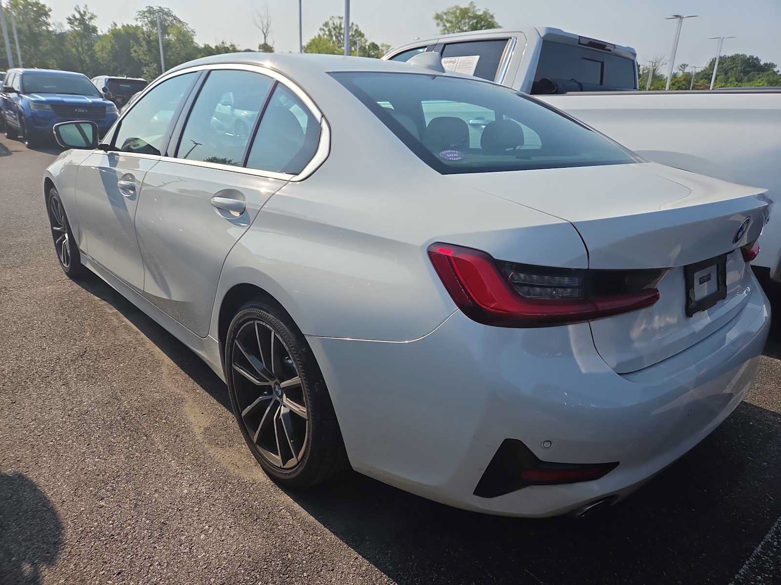 Used 2020 BMW 330i Sedan w/ Convenience Package RWD image 6