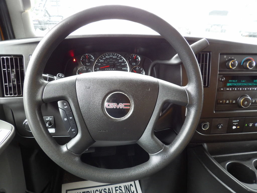 Used 2019 GMC Savana 3500 Extended w/ Driver Convenience Package RWD image 18