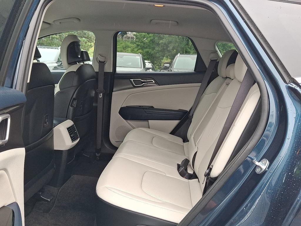 Certified 2023 Kia Sportage EX AWD/4WD image 12