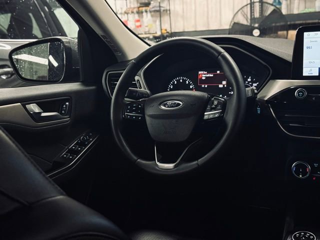 Used 2022 Ford Escape SEL image 24
