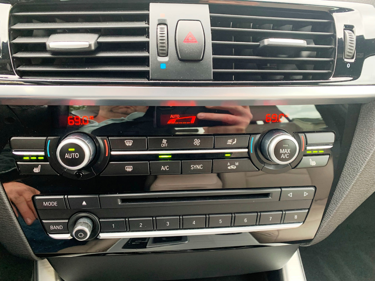 Used 2016 BMW X3 xDrive28i image 9