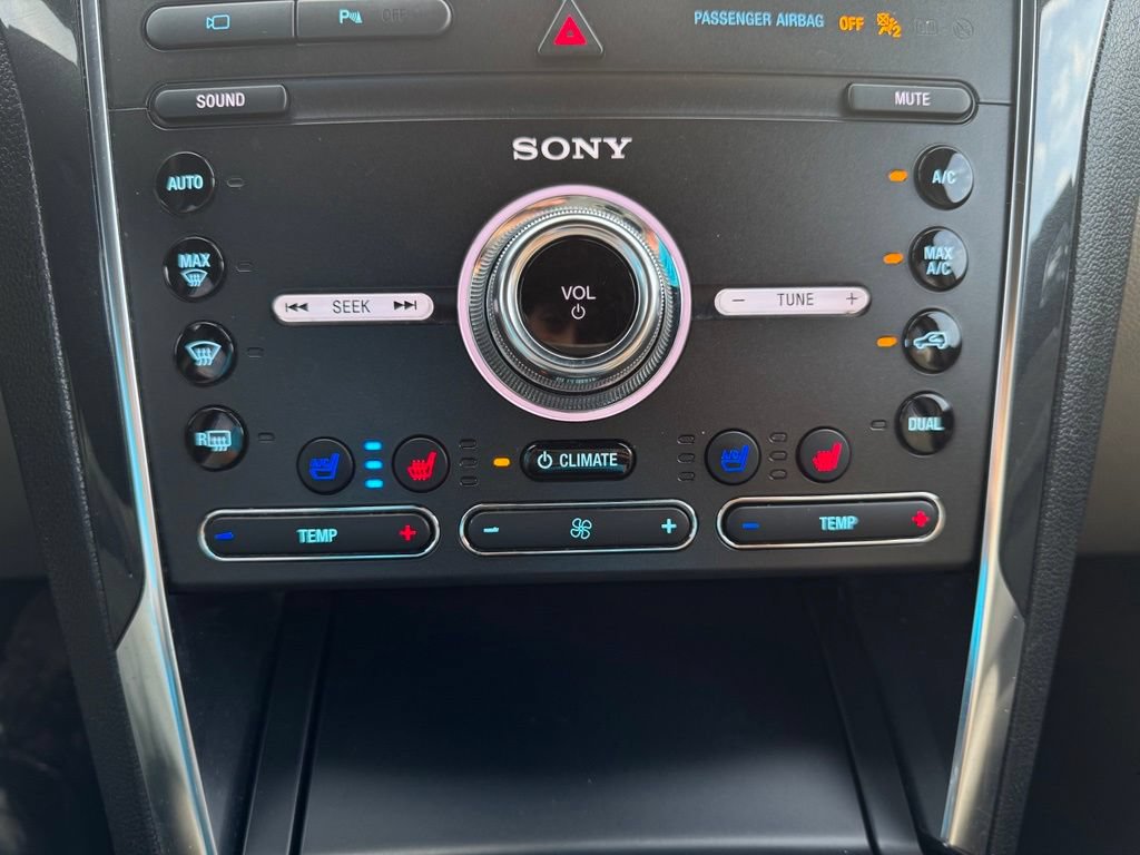 Used 2019 Ford Explorer Limited w/ Ford Safe & Smart Package FWD image 32