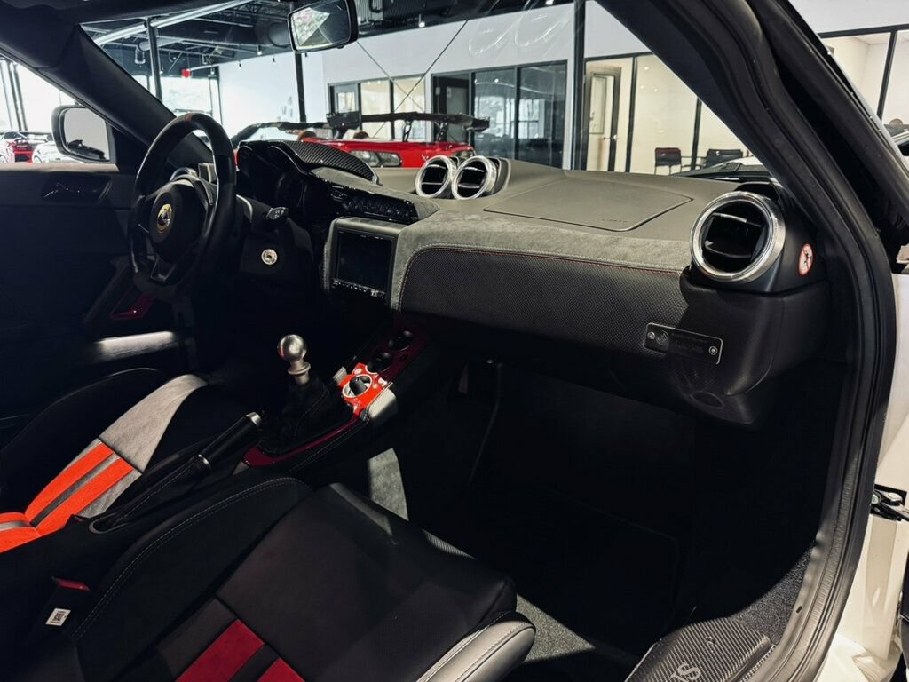 Used 2020 Lotus Evora RWD image 14