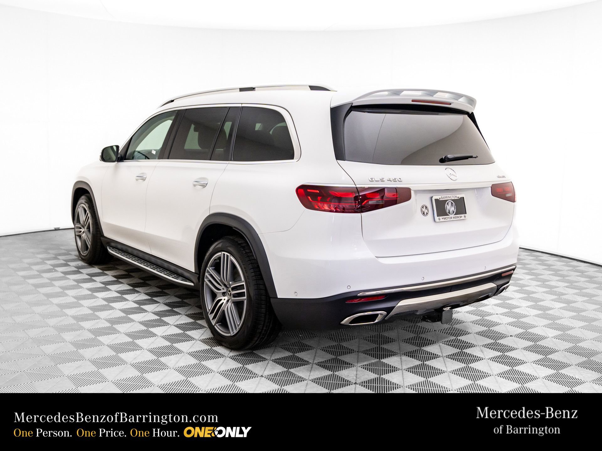 New 2026 Mercedes-Benz GLS 450 4MATIC image 3